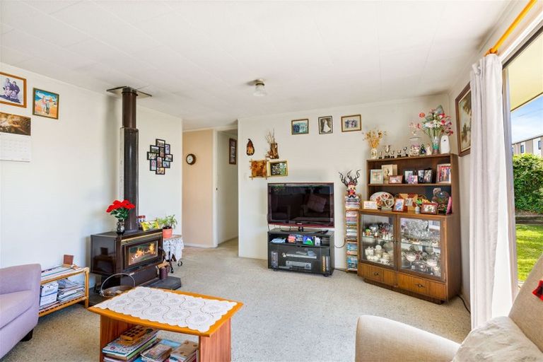 Photo of property in 1/18 Arney Road, Ranui, Auckland, 0612