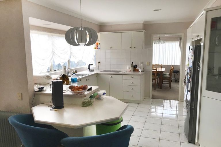 Photo of property in 33 Alicia Road, Somerville, Auckland, 2014