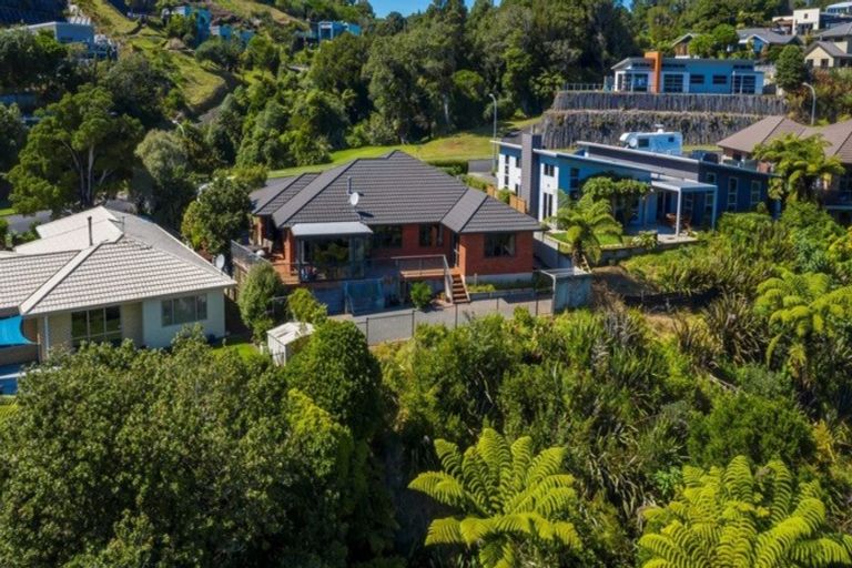 Photo of property in 223 Heta Road, Merrilands, New Plymouth, 4312
