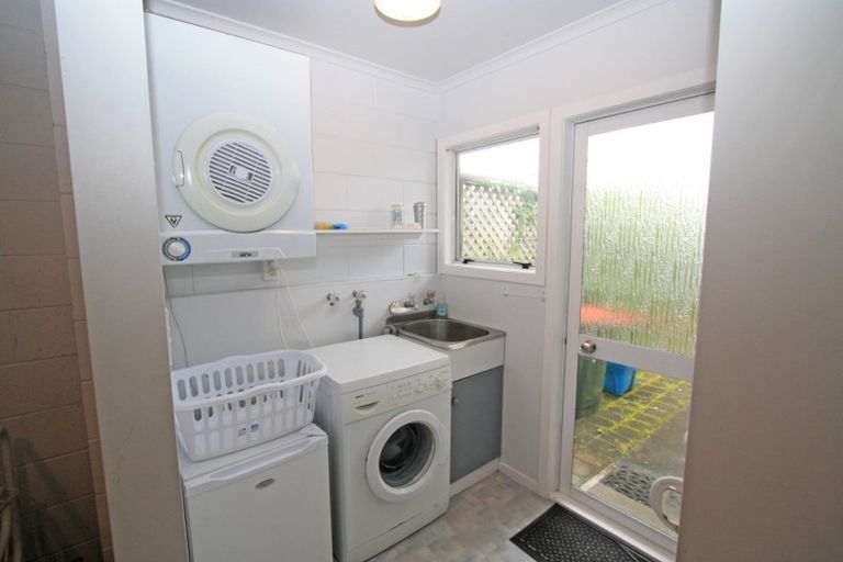 Photo of property in 20 Sackville Street, Fitzroy, New Plymouth, 4312