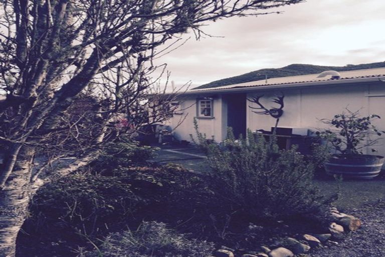 Photo of property in 106 Akatarawa Road, Birchville, Upper Hutt, 5018