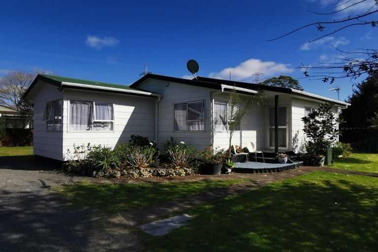 Photo of property in 73 Chichester Drive, Rosehill, Papakura, 2113