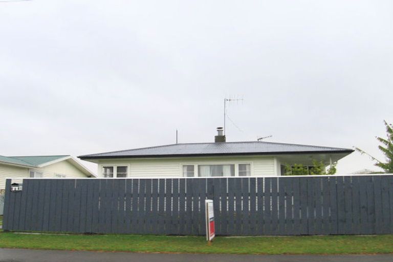 Photo of property in 520 Lowe Street, Camberley, Hastings, 4120