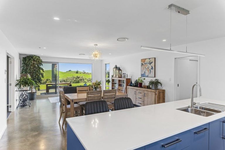 Photo of property in 210 Maude Road, Kaimiro, New Plymouth, 4371