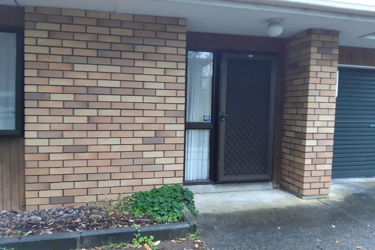 Photo of property in 2/66 Mill Road, Kensington, Whangarei, 0112