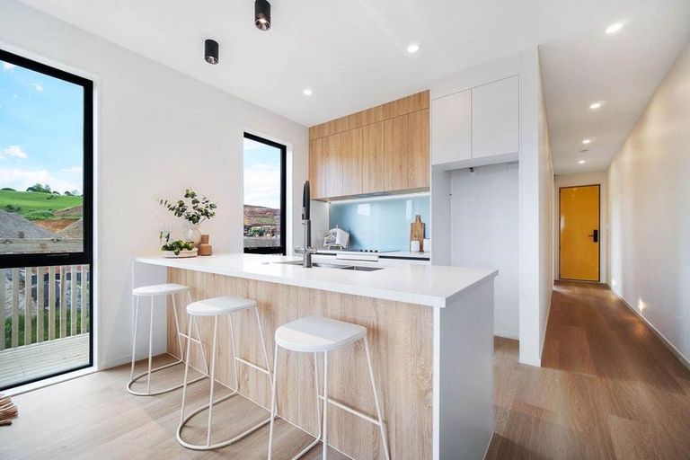 Photo of property in 45 Aituaa Road, Pukekohe, 2120