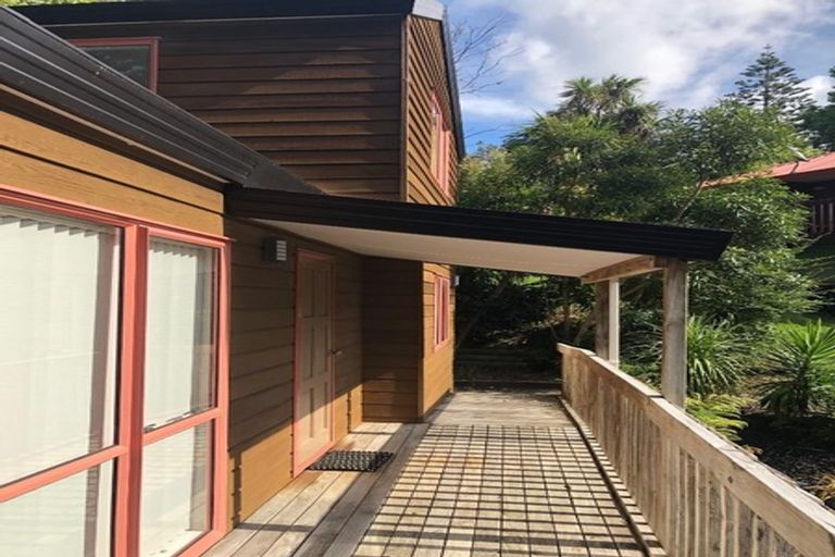 Photo of property in 3/51 Archers Road, Hillcrest, Auckland, 0629