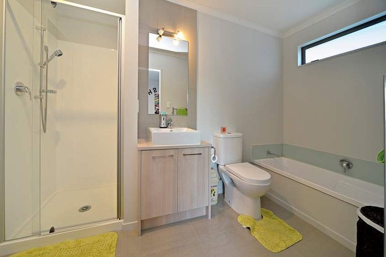 Photo of property in 20 Lane Cameron Place, Flat Bush, Auckland, 2019