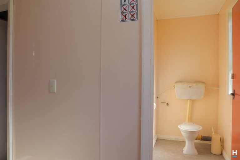 Photo of property in 37 Inverness Street, Dunollie, Runanga, 7803