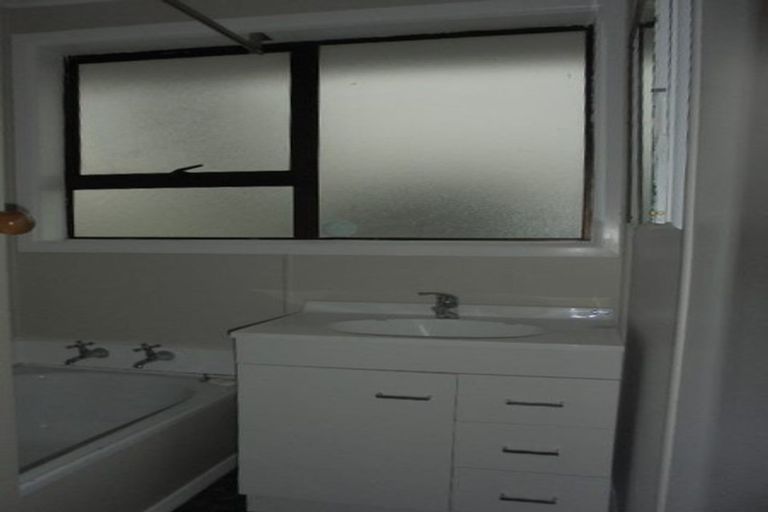 Photo of property in 35 Liverpool Crescent, Flaxmere, Hastings, 4120