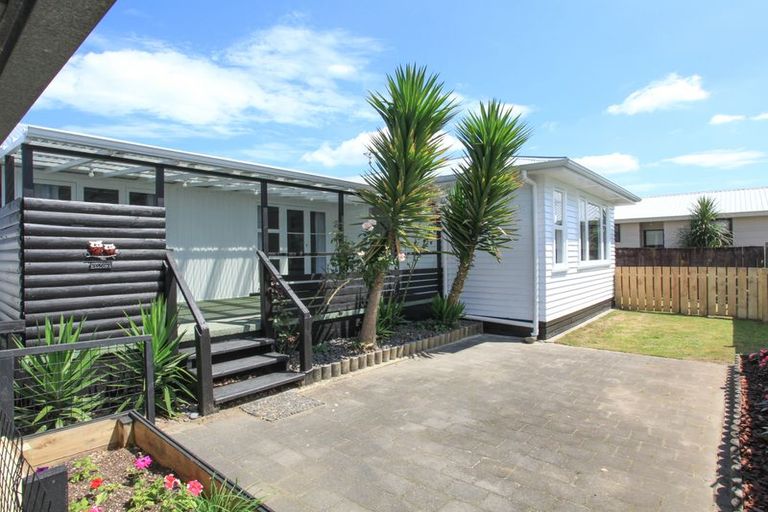 Photo of property in 4b Oak Avenue, Nawton, Hamilton, 3200