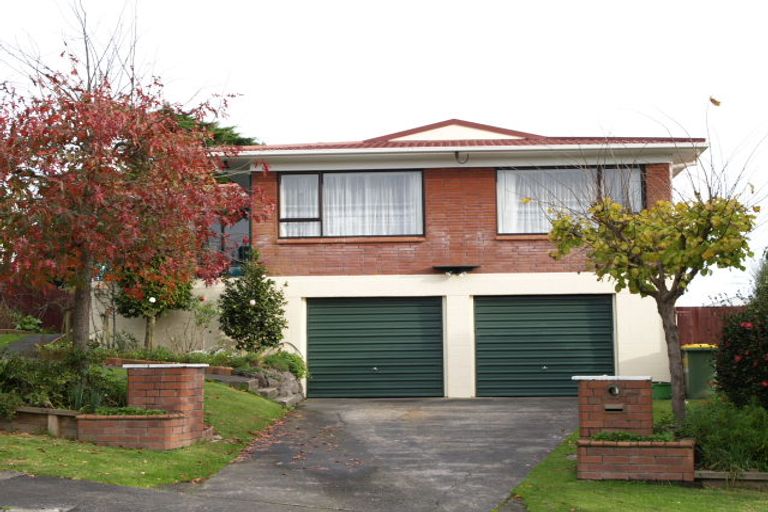 Photo of property in 77 Evelyn Road, Cockle Bay, Auckland, 2014