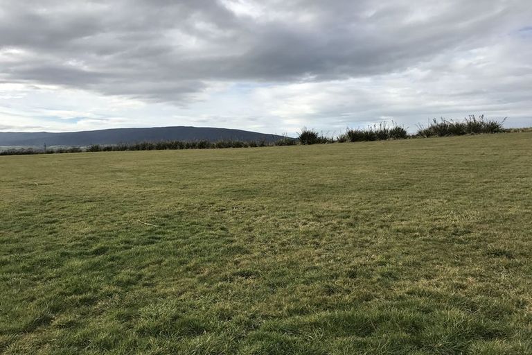 Photo of property in 23 Tamatea Street, Pahia, Riverton, 9881