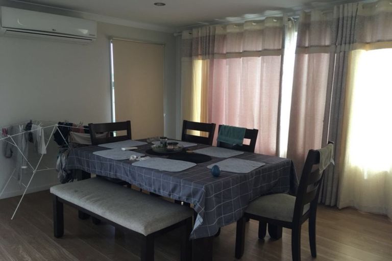 Photo of property in 27 Sirius Crescent, Rototuna North, Hamilton, 3210