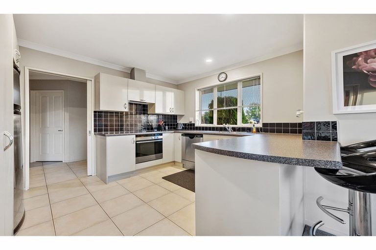 Photo of property in 52 Bibiana Street, Aidanfield, Christchurch, 8025