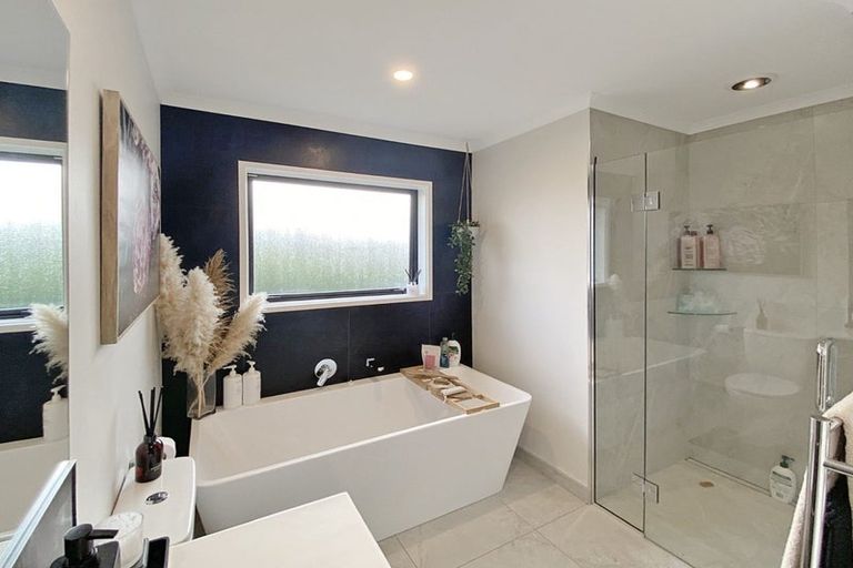 Photo of property in 13 Magnolia Crescent, Tawhero, Whanganui, 4501