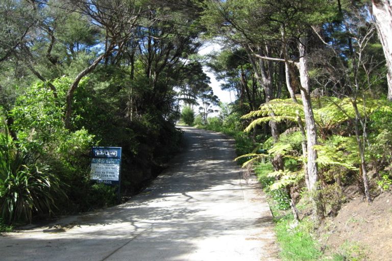 Photo of property in 18 Kilgour Terrace, Huia, Auckland, 0604