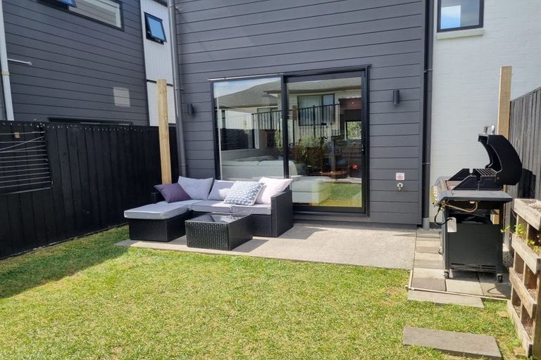 Photo of property in 31 Patrick Rice Drive, Swanson, Auckland, 0614