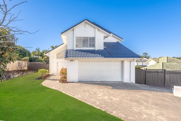 Photo of property in 8 Covina Place, Somerville, Auckland, 2014
