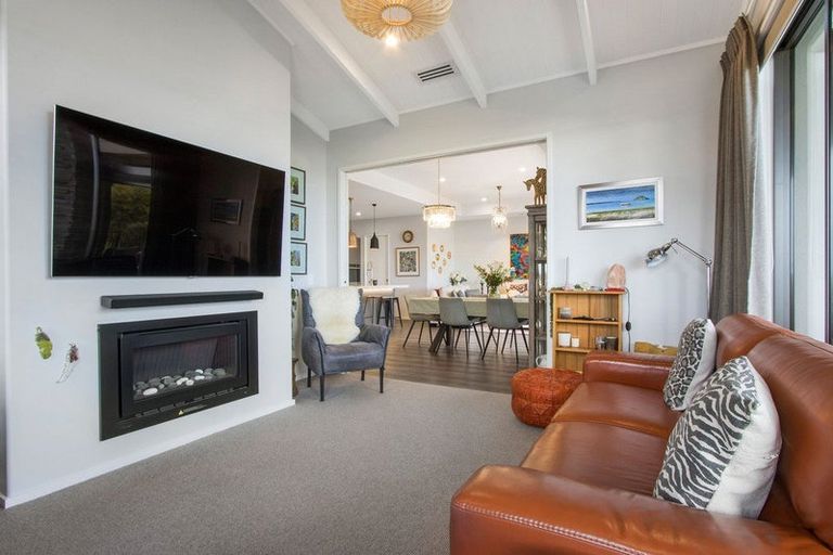 Photo of property in 49 Lakeside Terrace, Omokoroa, 3114