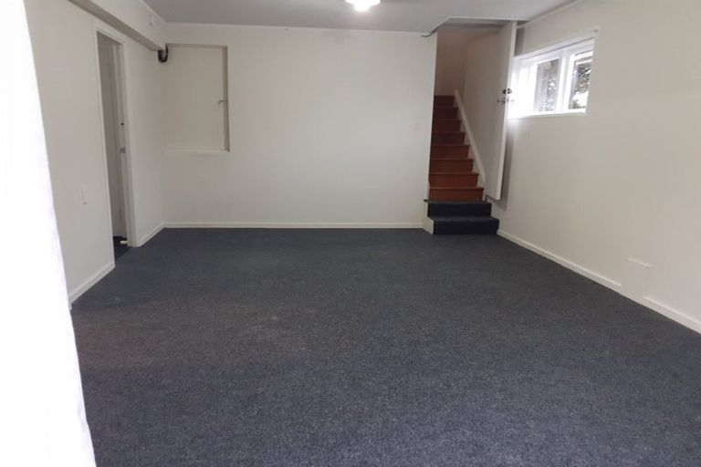 Photo of property in 13 Lewis Road, Pakuranga, Auckland, 2010