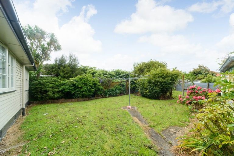 Photo of property in 9 Belfast Place, Roslyn, Palmerston North, 4414