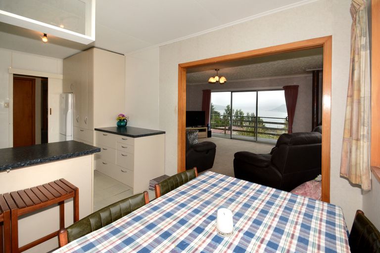 Photo of property in 32 Gorman Street, Macandrew Bay, Dunedin, 9014