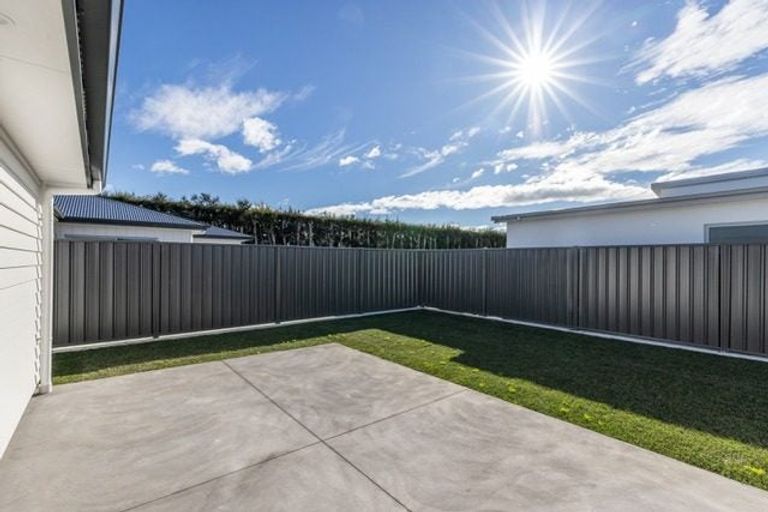 Photo of property in 57 Wai Whatu Street, Meeanee, Napier, 4110
