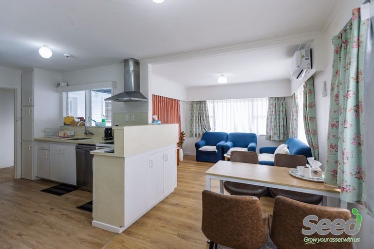 Photo of property in 44 Mount View Road, Melville, Hamilton, 3206