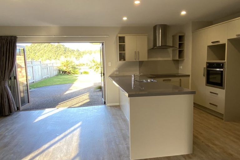 Photo of property in 21 Scoria Close, Pyes Pa, Tauranga, 3112