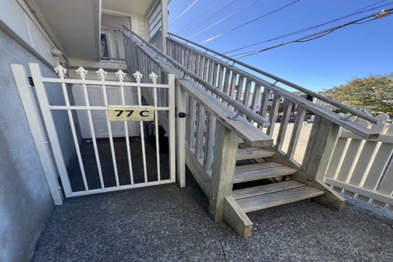 Photo of property in 77 Brougham Street, Mount Victoria, Wellington, 6011