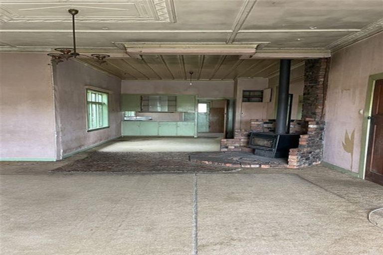 Photo of property in 127 Kakaramea Road, Kakaramea, Patea, 4598