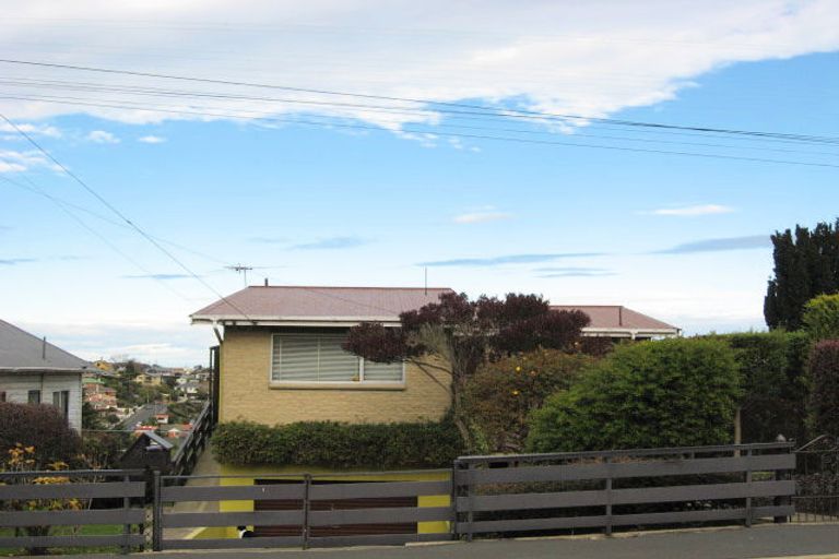 Photo of property in 35 Stanley Street, Kenmure, Dunedin, 9011