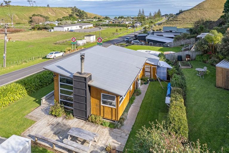 Photo of property in 97 Mowhanau Drive, Kai Iwi, Whanganui, 4574