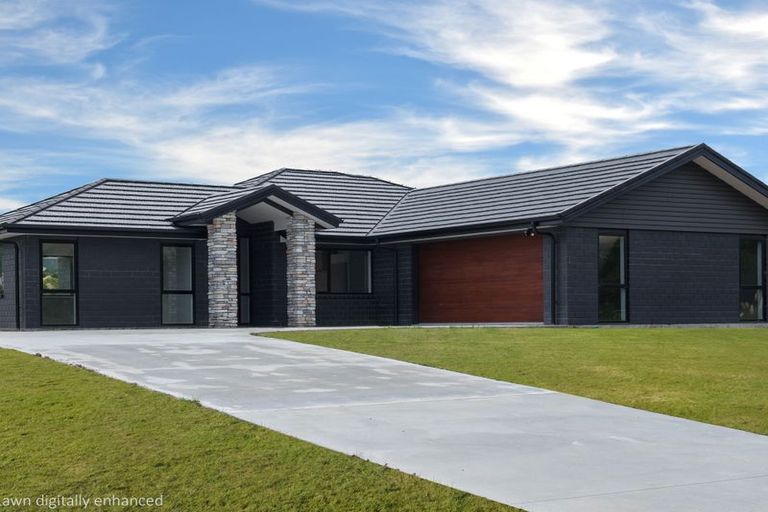 Photo of property in 22 Lacebark Drive, Kinloch, Taupo, 3377