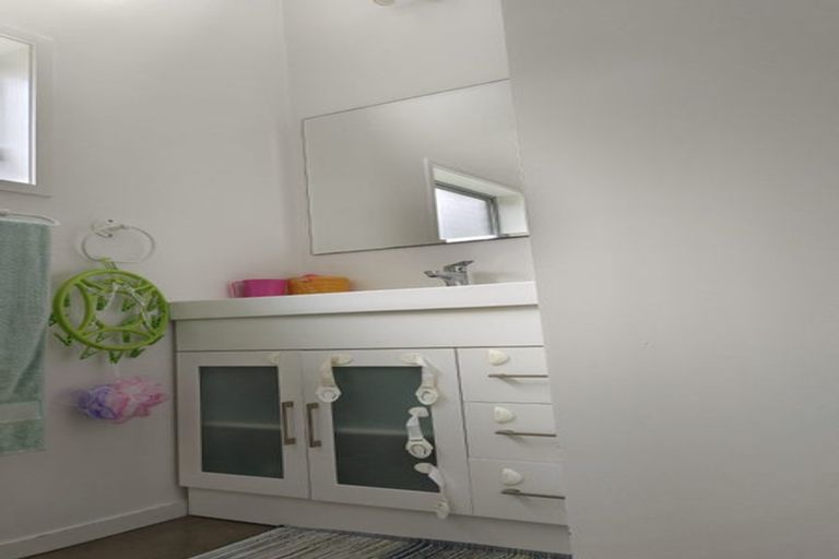 Photo of property in 1/27 Brandon Road, Glen Eden, Auckland, 0602