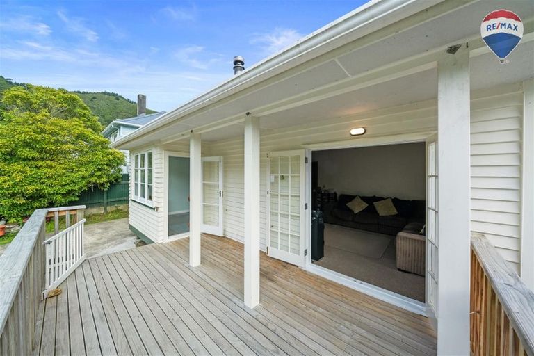 Photo of property in 37 Wilkie Crescent, Naenae, Lower Hutt, 5011