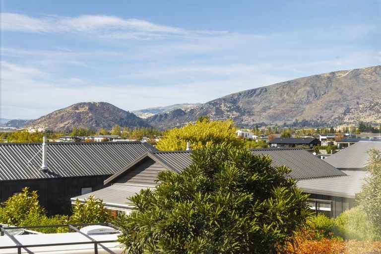 Photo of property in 185 Stone Street, Wanaka, 9305