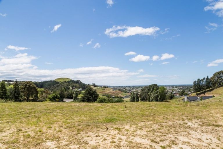Photo of property in 3 Te Roera Drive, Taradale, Napier, 4112
