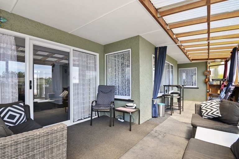 Photo of property in 17 Tennyson Crescent, Stoke, Nelson, 7011