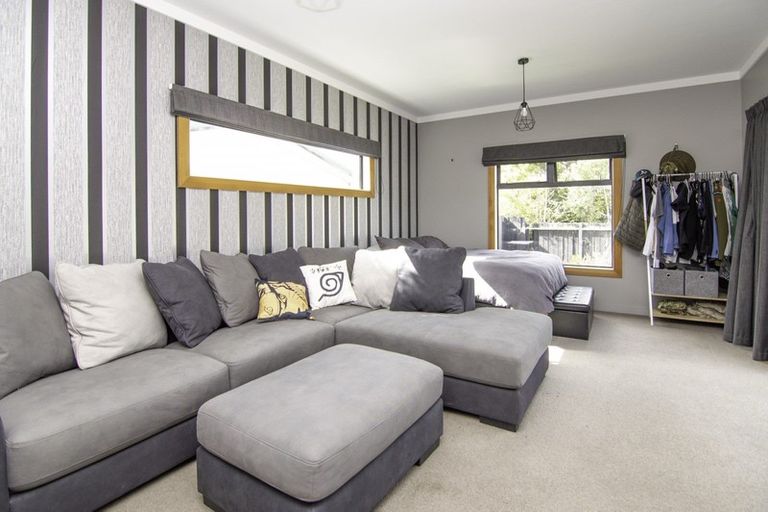 Photo of property in 12 Napier Road, Terrace End, Palmerston North, 4410