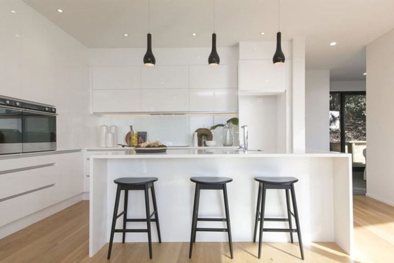 Photo of property in 11b Duncansby Road, Stanmore Bay, Whangaparaoa, 0932