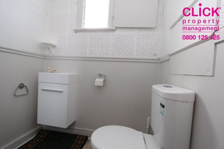 Photo of property in 74a Manor Place, Dunedin Central, Dunedin, 9016