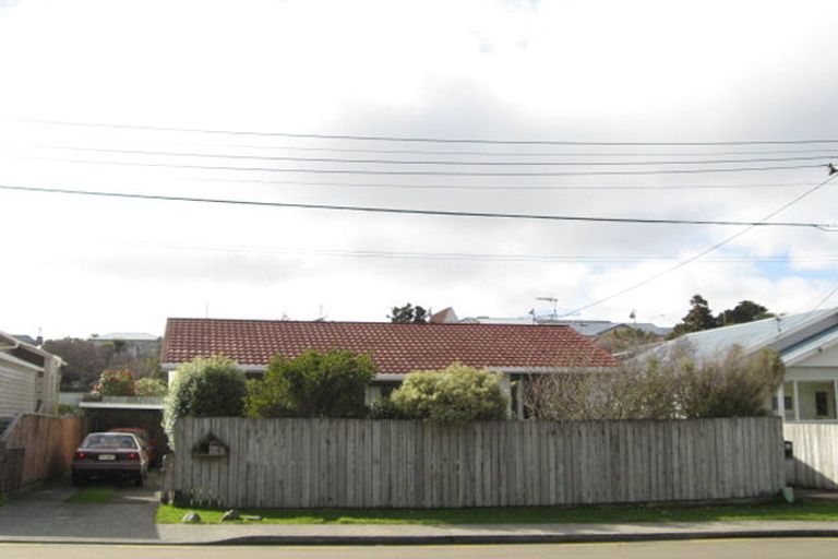 Photo of property in 8 Raine Street, Karori, Wellington, 6012