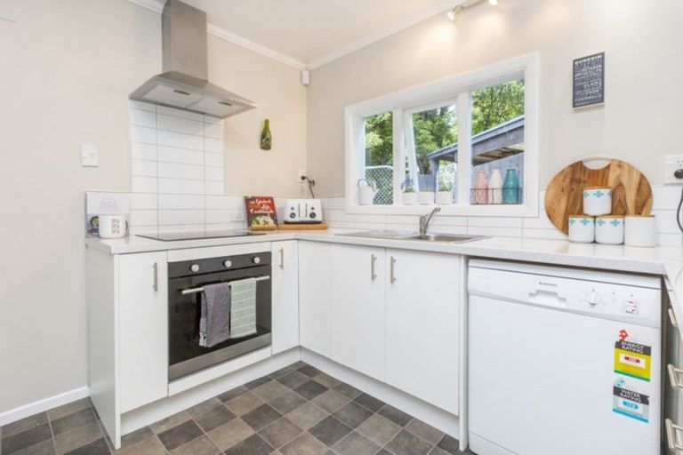 Photo of property in 58 Akatarawa Road, Brown Owl, Upper Hutt, 5018