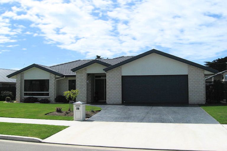 Photo of property in 25 Allison Crescent, Kaiapoi, 7630