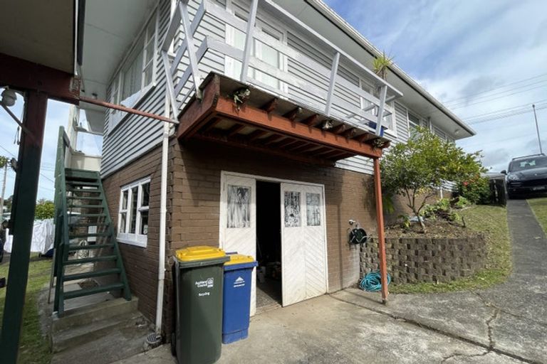 Photo of property in 10 Mildmay Road, Henderson, Auckland, 0610