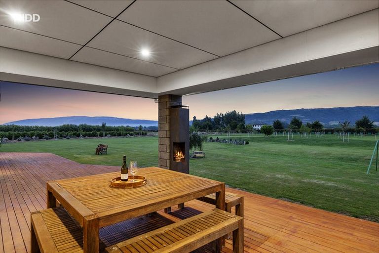 Photo of property in 347 Riccarton Road West, Mosgiel, 9092