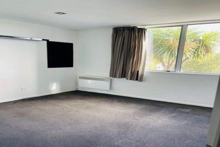 Photo of property in 3/86 Brockworth Place, Riccarton, Christchurch, 8011