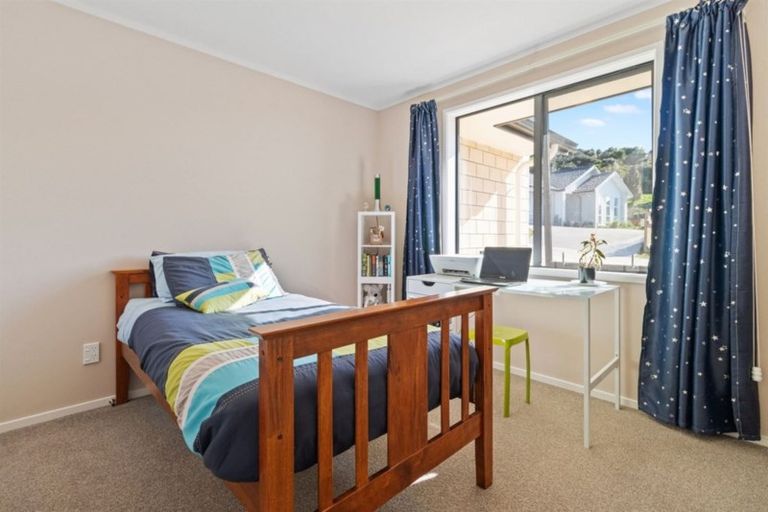 Photo of property in 3 Lakeside Terrace, Omokoroa, 3114